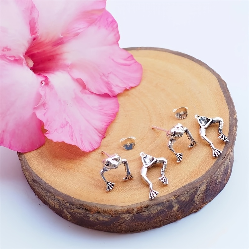 Frog Earrings Vintage Silvery Studs Party & Daily Wear